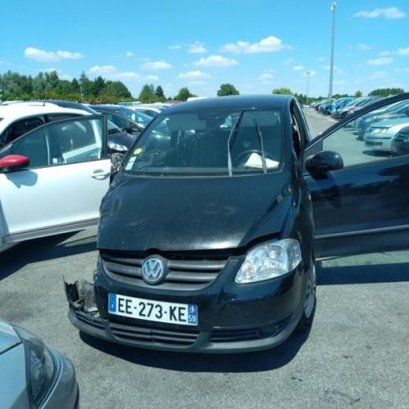 Leve vitre electrique avant droit VOLKSWAGEN FOX Photo n°7