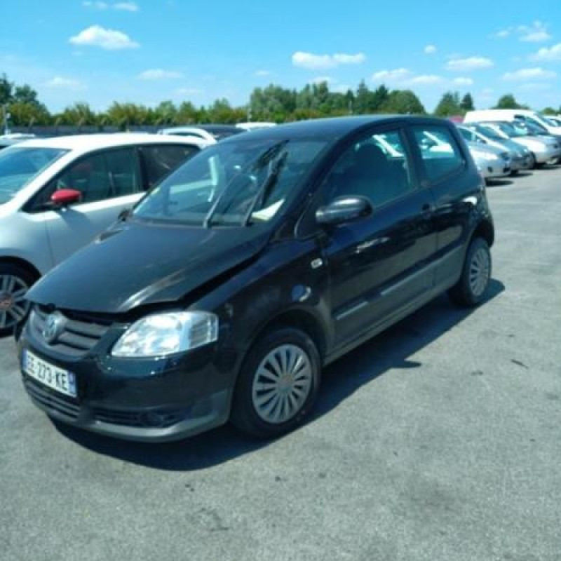 Leve vitre electrique avant droit VOLKSWAGEN FOX Photo n°9