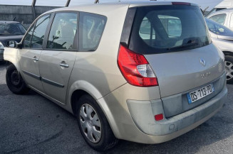 Boitier UCH RENAULT GRAND SCENIC 2