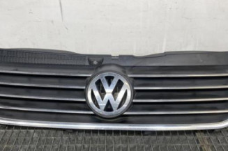 Calandre VOLKSWAGEN PASSAT 4 Photo n°1