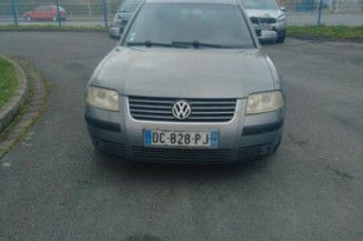 Calandre VOLKSWAGEN PASSAT 4