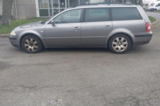 Porte arriere droit VOLKSWAGEN PASSAT 4