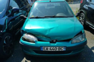 Pare choc arriere PEUGEOT 106