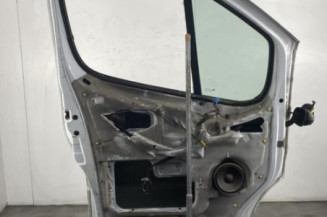 Porte avant gauche RENAULT TRAFIC 2