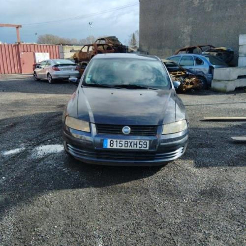 Calandre FIAT STILO Photo n°5