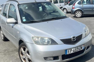 Vitre avant gauche MAZDA 2 1