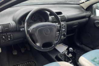 Moteur essuie glace arriere OPEL TIGRA 1