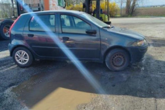 Moteur essuie glace arriere FIAT PUNTO 2