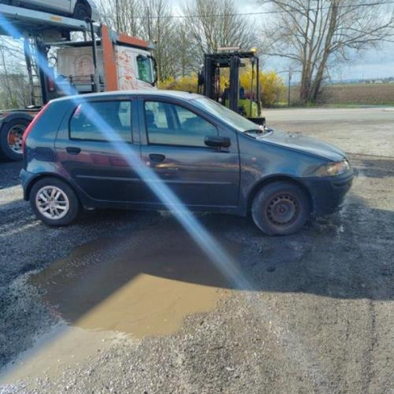 Moteur essuie glace arriere FIAT PUNTO 2 Photo n°5