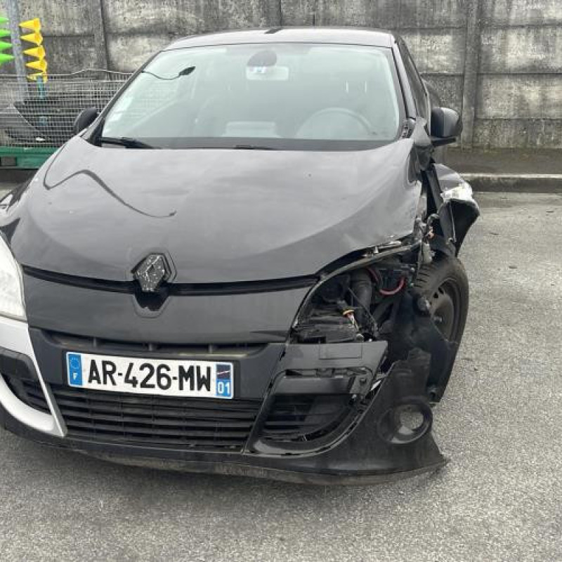 Pretensionneur de ceinture avant droit RENAULT MEGANE 3 Photo n°5