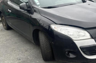 Pretensionneur de ceinture avant droit RENAULT MEGANE 3