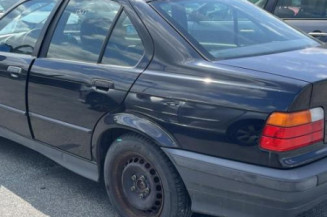 Feu arriere principal gauche (feux) BMW SERIE 3 E36