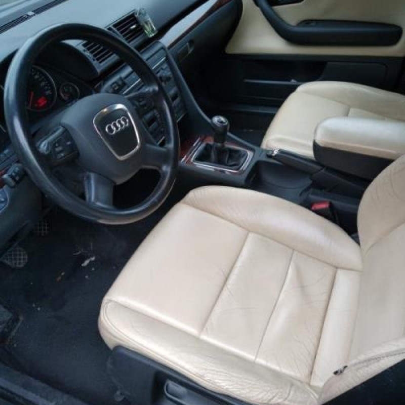 Boitier air bag AUDI A4 2 Photo n°10