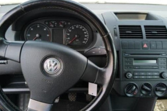 Fermeture de capot VOLKSWAGEN POLO 4