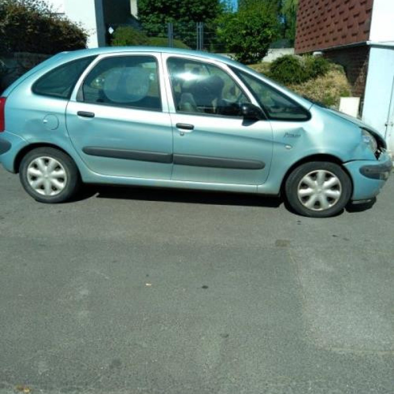 Moteur CITROEN XSARA PICASSO Photo n°2