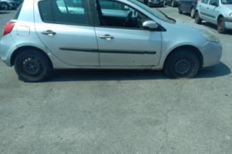 Boitier UCH RENAULT CLIO 3