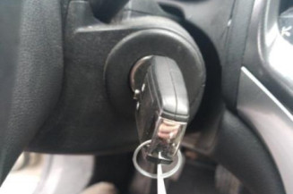 Pretensionneur de ceinture avant gauche OPEL ASTRA J