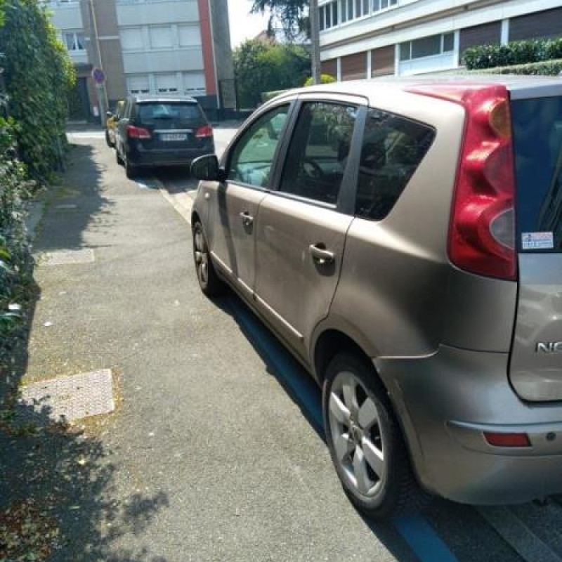 Pretensionneur de ceinture avant droit NISSAN NOTE 1 Photo n°10