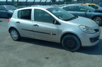 Porte avant gauche RENAULT CLIO 3