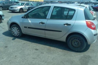 Porte avant gauche RENAULT CLIO 3