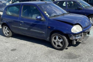 Serrure de coffre RENAULT CLIO 2