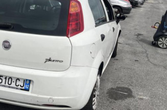 Poignee porte avant droit FIAT GRANDE PUNTO