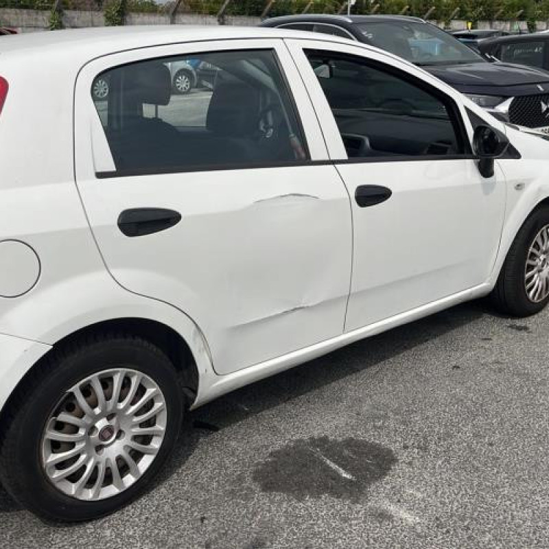 Retroviseur interieur FIAT GRANDE PUNTO Photo n°7