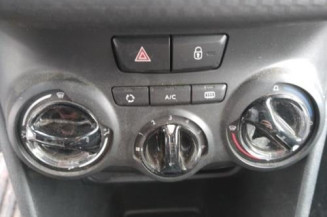 Ecran GPS PEUGEOT 2008 1