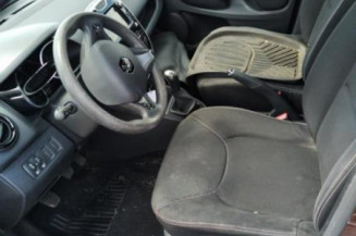 Poignee interieur arriere gauche RENAULT CLIO 4