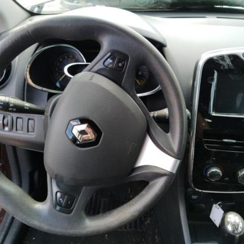 Poignee interieur arriere gauche RENAULT CLIO 4 Photo n°9