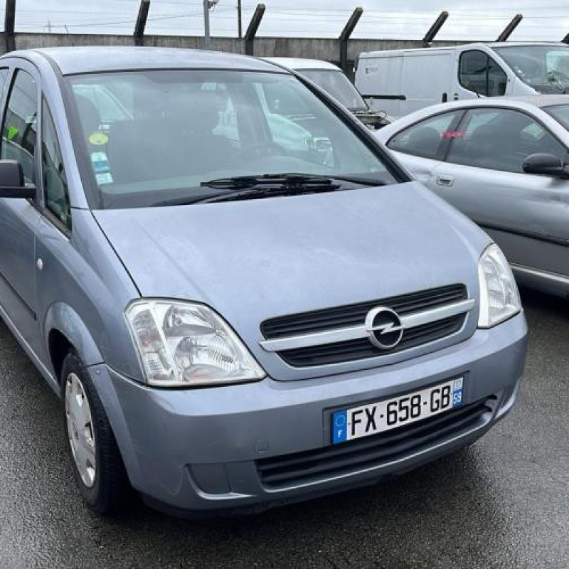 Alternateur OPEL MERIVA A Photo n°6