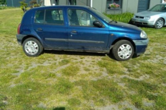 Calandre RENAULT CLIO 2