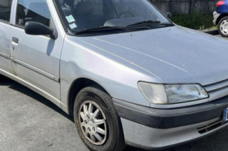 Poignee porte arriere droit PEUGEOT 306