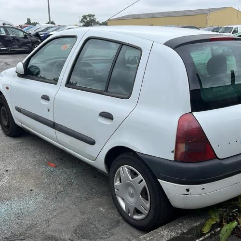 Fermeture de capot RENAULT CLIO 2 Photo n°7