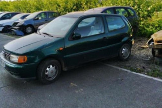 Leve vitre mecanique avant gauche VOLKSWAGEN POLO 3