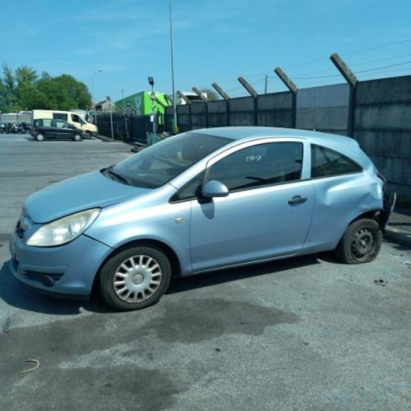 Feu arriere principal droit (feux) OPEL CORSA D Photo n°6