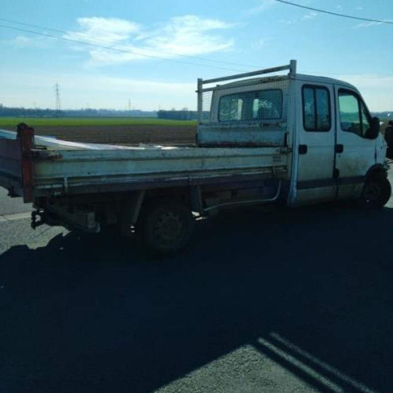 Poignee porte avant droit RENAULT MASTER 2 Photo n°6