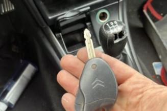 Leve vitre electrique avant droit CITROEN XSARA