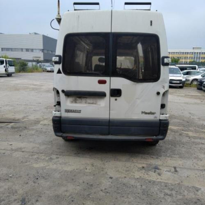 Pompe de direction RENAULT MASTER 2 Photo n°6