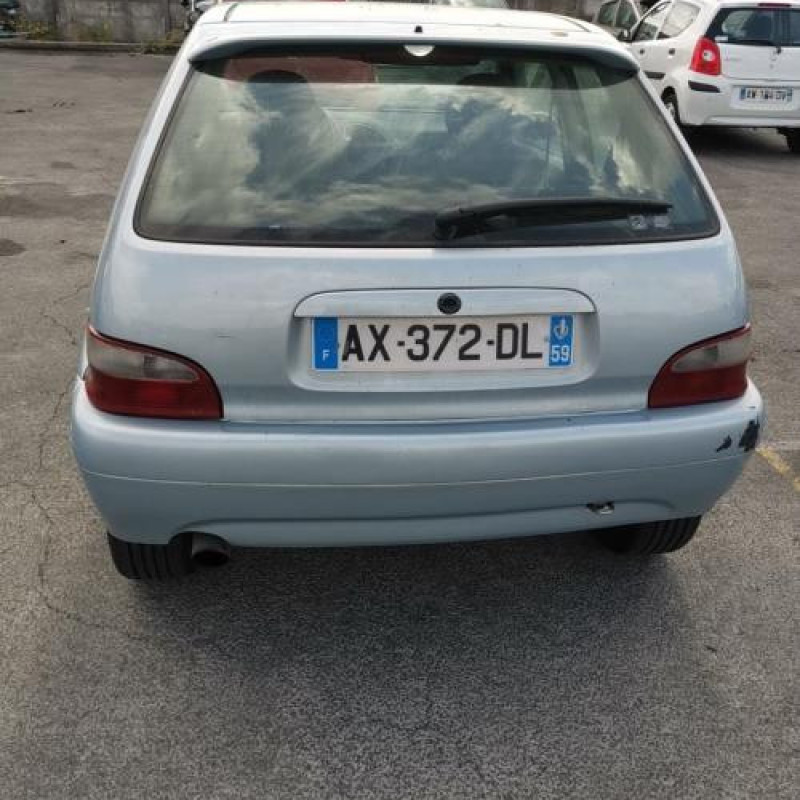 Porte avant droit CITROEN SAXO Photo n°8