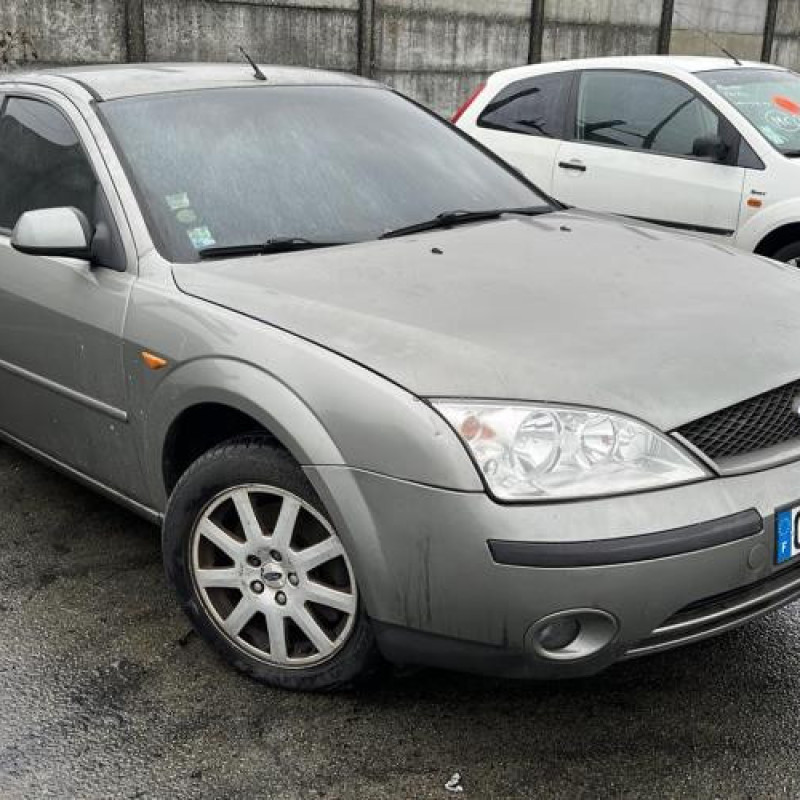 Calandre FORD MONDEO 2 Photo n°9