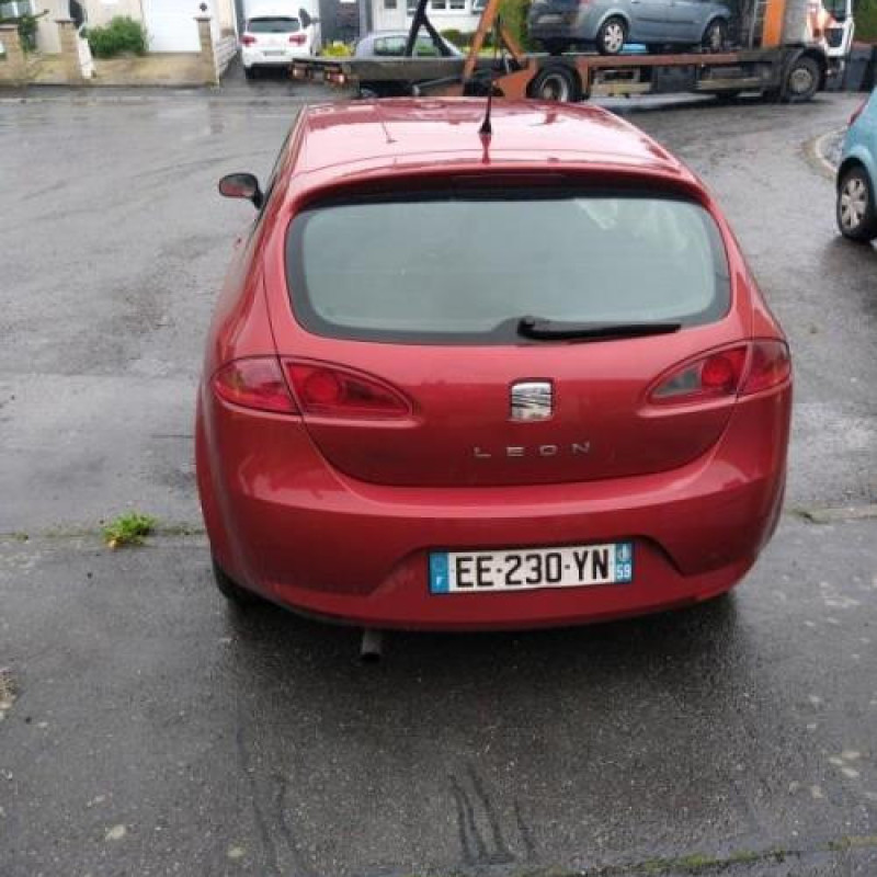 Malle/Hayon arriere SEAT LEON 2 Photo n°9