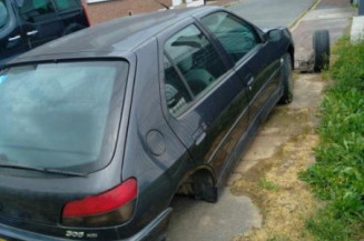 Poignee porte avant droit PEUGEOT 306