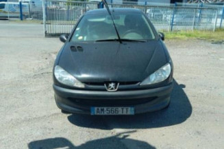 Pare choc avant PEUGEOT 206