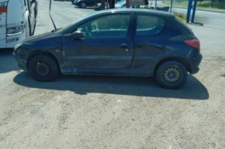 Pare choc avant PEUGEOT 206