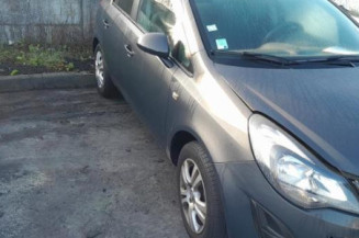 Anti brouillard droit (feux) OPEL CORSA D