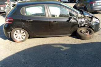 Interrupteur de leve vitre avant gauche PEUGEOT 208 1