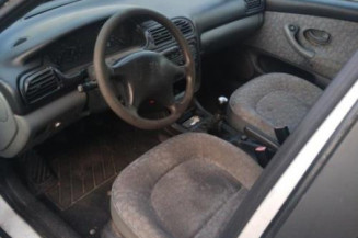 Serrure de coffre PEUGEOT 406