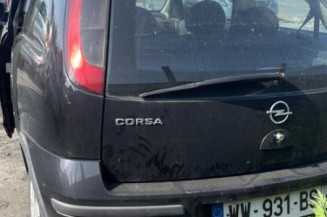 Feu arriere stop central OPEL CORSA C