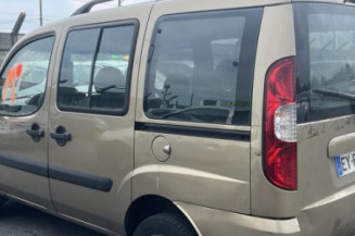 Vitre avant gauche FIAT DOBLO 1